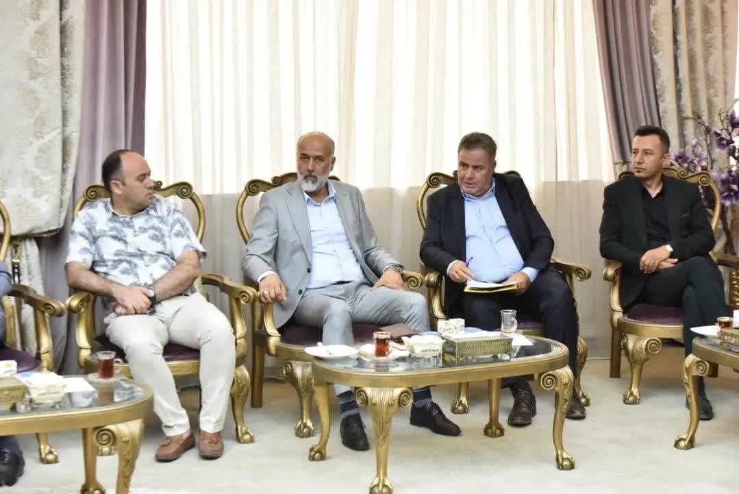 دیدار سفير ازبکستان با فعالان اقتصادی ارومیه